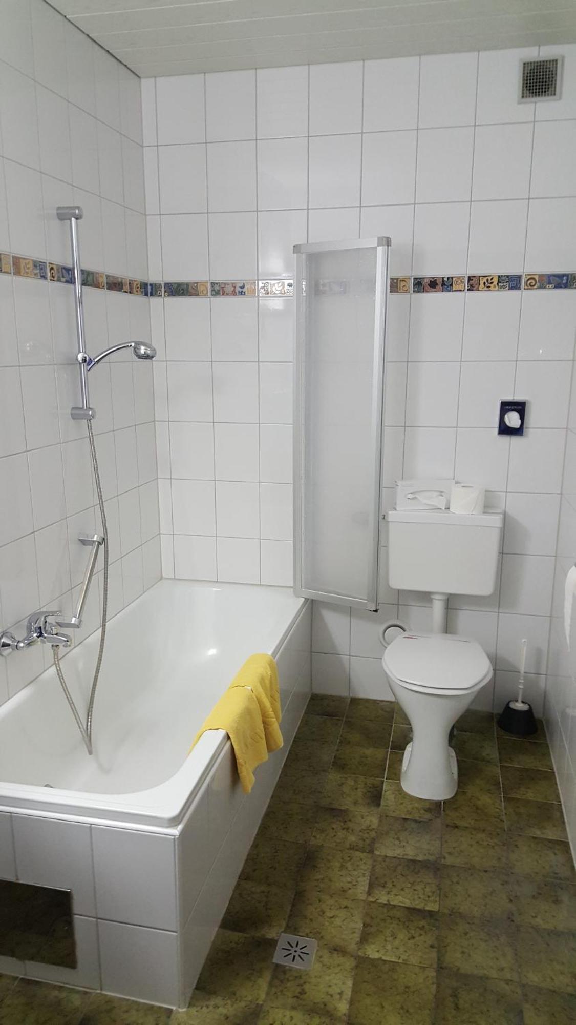 Hotel Kanz Villach Habitación foto